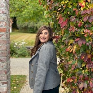 Meet your Posher, Diana